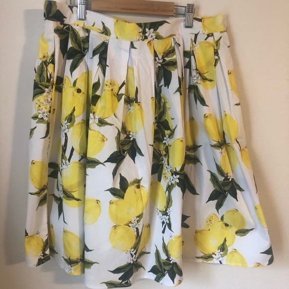 Lemon skirt - Picture 1 of 3